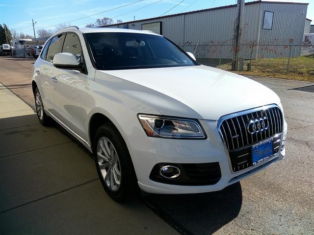 used 2017 Audi Q5 car, priced at $20,451