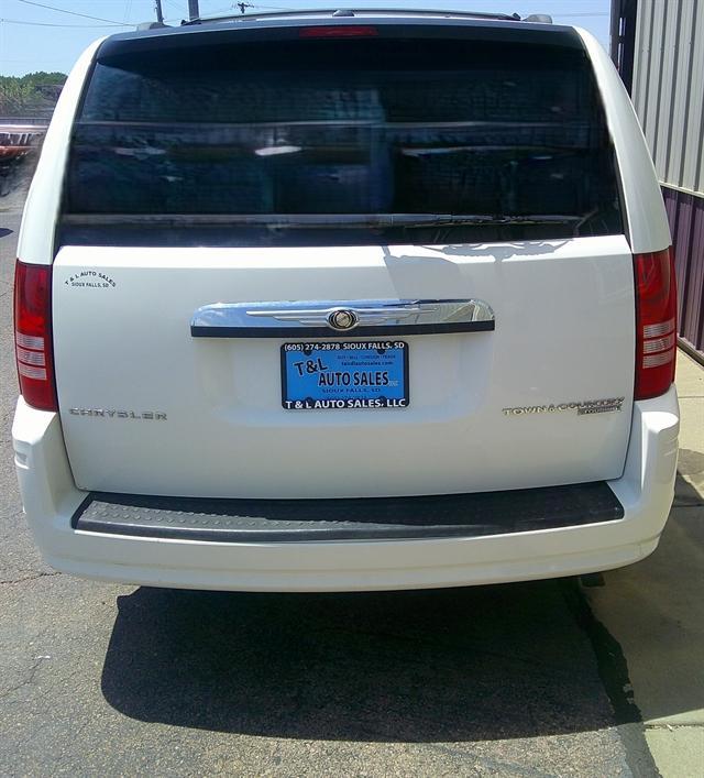 used 2010 Chrysler Town & Country car, priced at $6,351