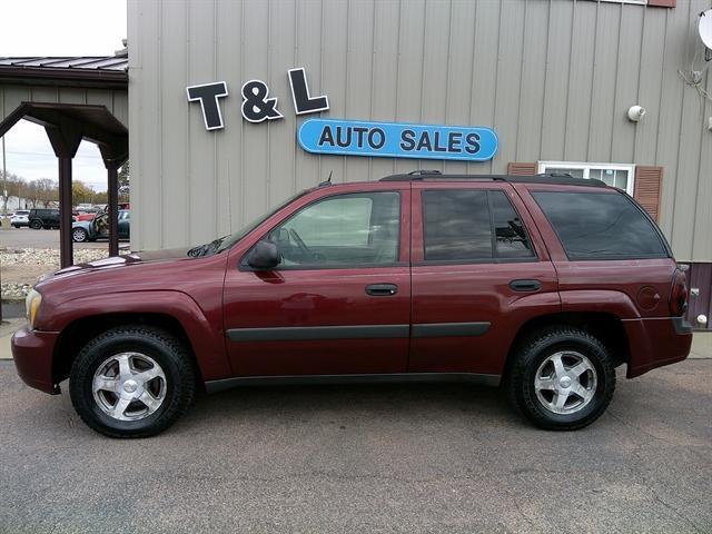 used 2005 Chevrolet TrailBlazer car, priced at $5,451