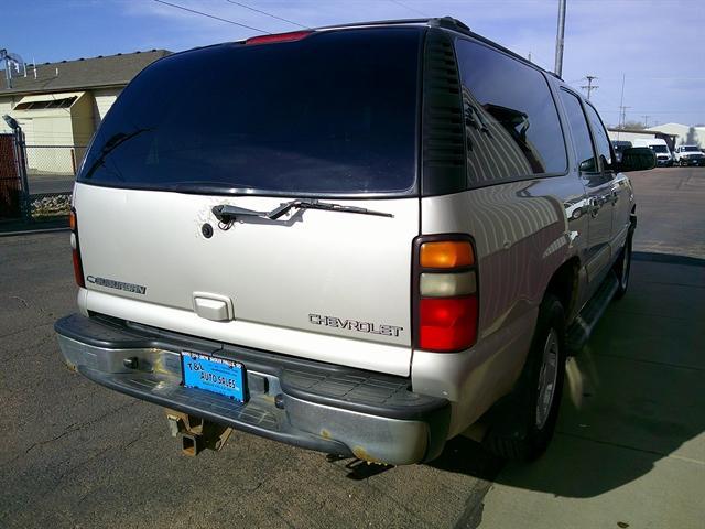 used 2005 Chevrolet Suburban car, priced at $4,951