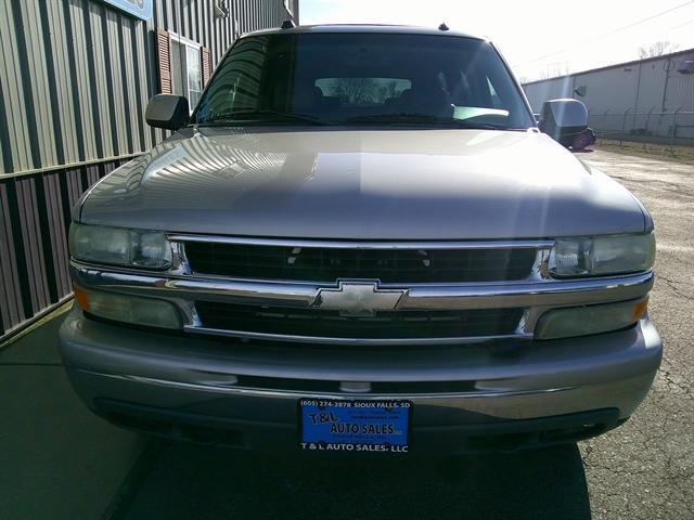 used 2005 Chevrolet Suburban car, priced at $4,951
