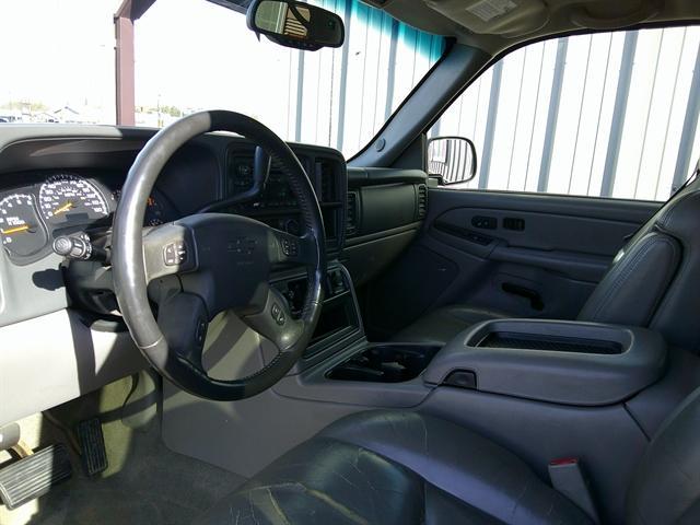 used 2005 Chevrolet Suburban car, priced at $4,951