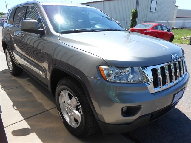 used 2013 Jeep Grand Cherokee car, priced at $13,151