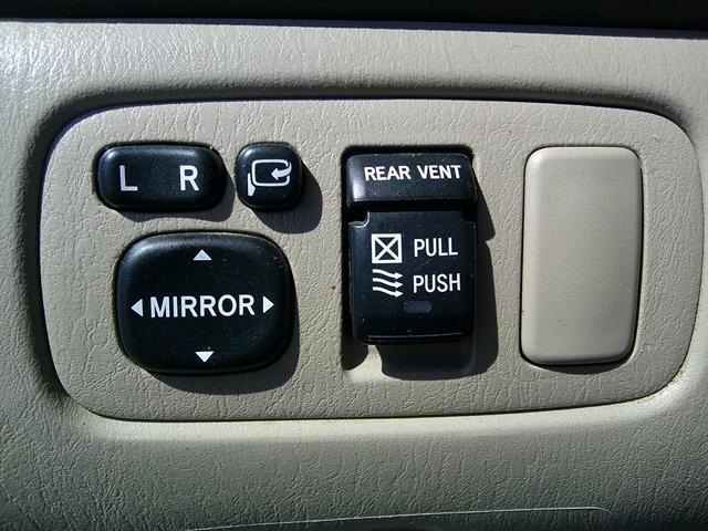 used 2009 Toyota Sienna car, priced at $8,951