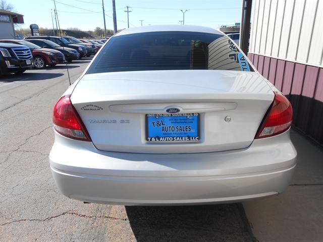 used 2006 Ford Taurus car, priced at $5,951
