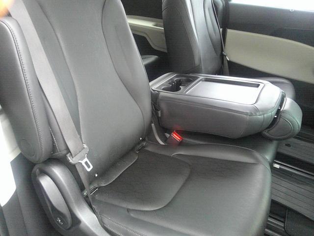 used 2023 Kia Carnival car, priced at $37,951