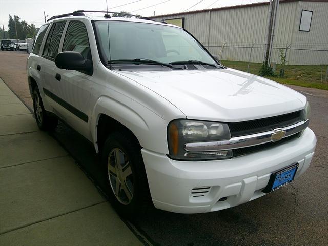 used 2005 Chevrolet TrailBlazer car, priced at $3,951
