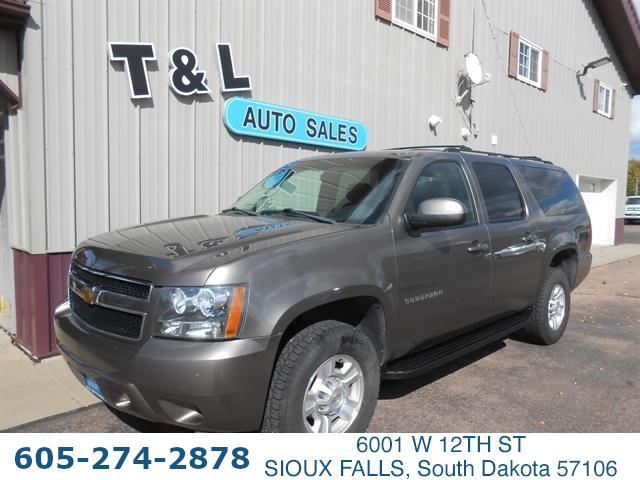 used 2011 Chevrolet Suburban car, priced at $20,951