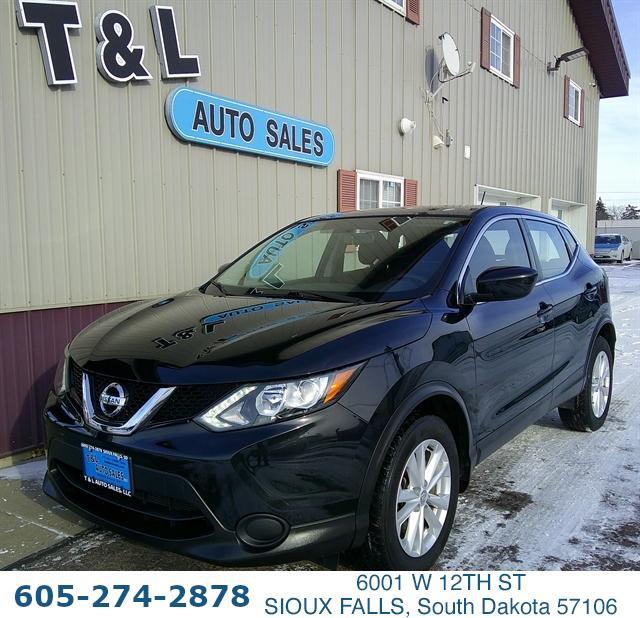 used 2017 Nissan Rogue Sport car, priced at $15,551