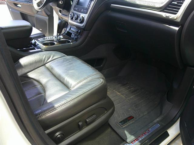 used 2015 GMC Acadia car, priced at $15,951