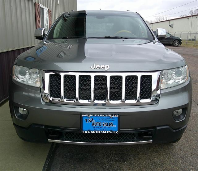 used 2013 Jeep Grand Cherokee car, priced at $12,951