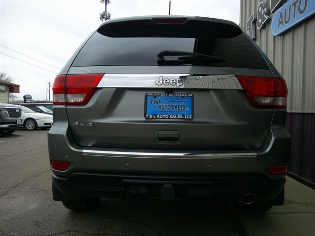 used 2013 Jeep Grand Cherokee car, priced at $12,951