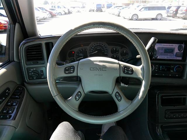 used 2005 GMC Yukon car, priced at $6,951