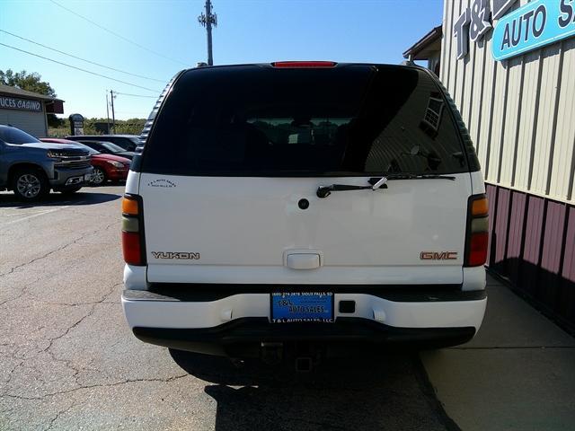 used 2005 GMC Yukon car, priced at $6,951