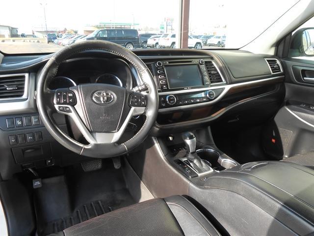 used 2015 Toyota Highlander car, priced at $21,951