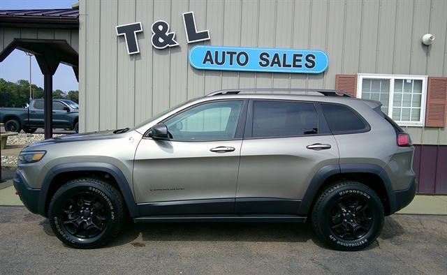 used 2019 Jeep Cherokee car, priced at $23,451