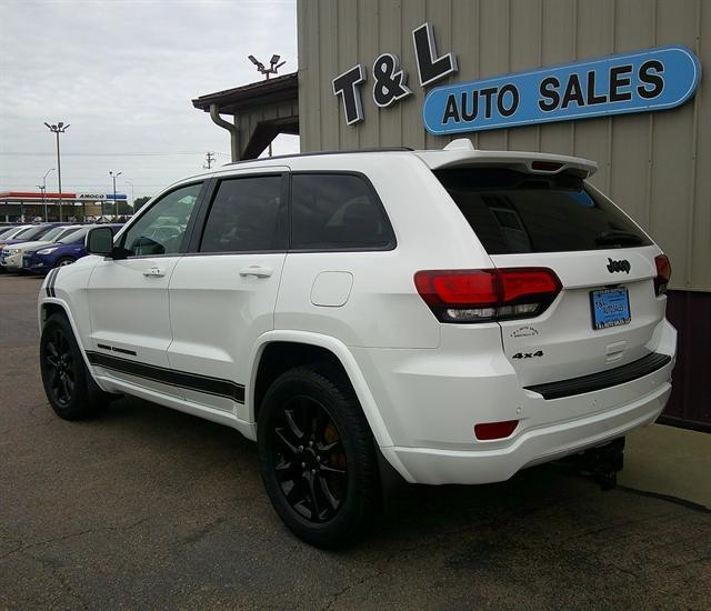 used 2017 Jeep Grand Cherokee car, priced at $18,951