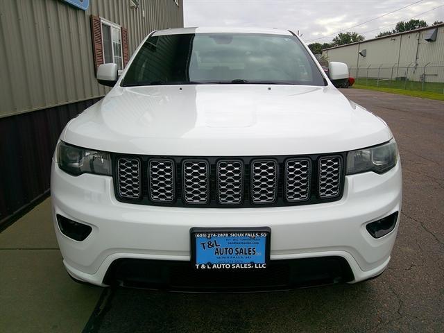 used 2017 Jeep Grand Cherokee car, priced at $18,951
