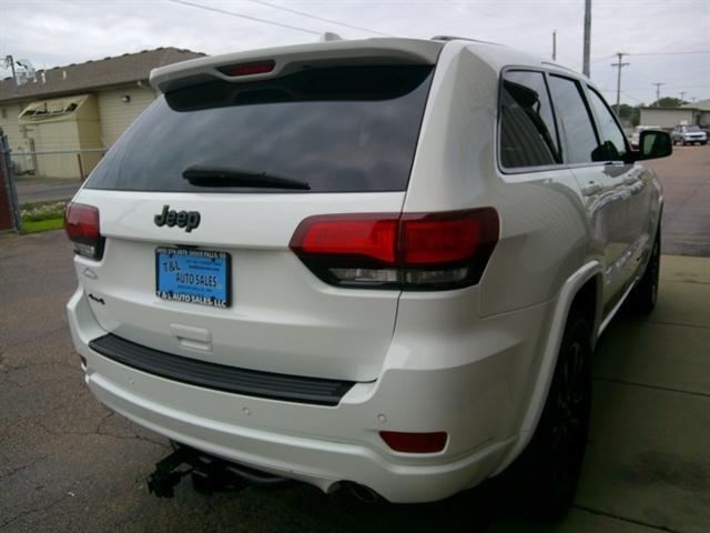 used 2017 Jeep Grand Cherokee car, priced at $18,951