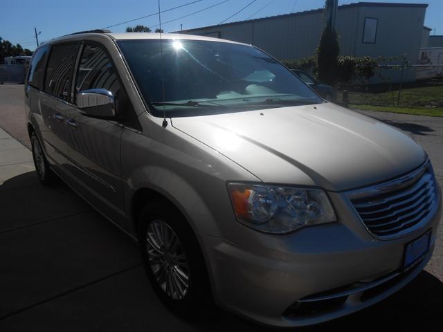 used 2015 Chrysler Town & Country car, priced at $11,951