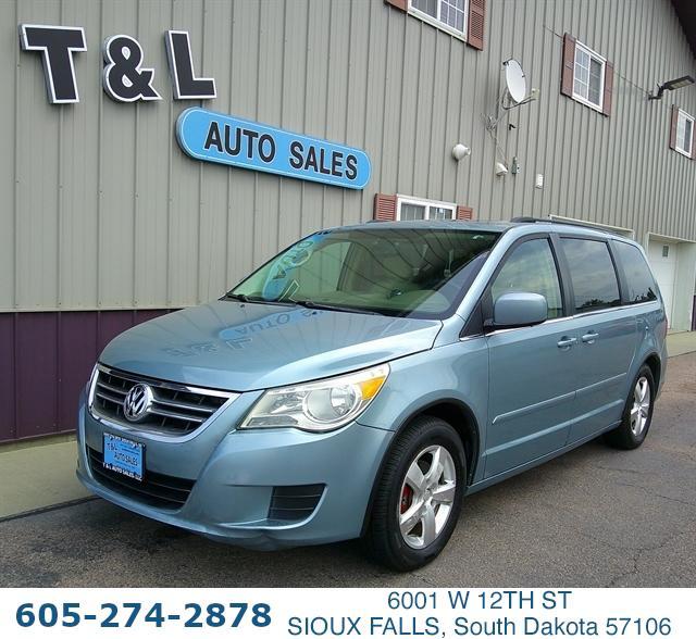 used 2009 Volkswagen Routan car, priced at $6,951