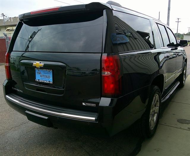 used 2017 Chevrolet Suburban car, priced at $29,951