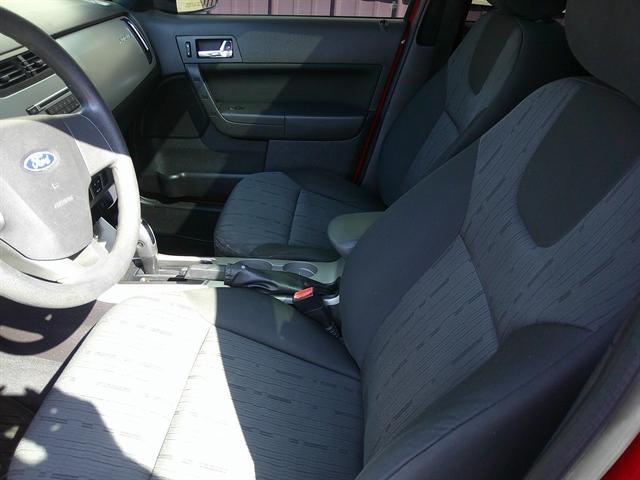 used 2008 Ford Focus car, priced at $3,951