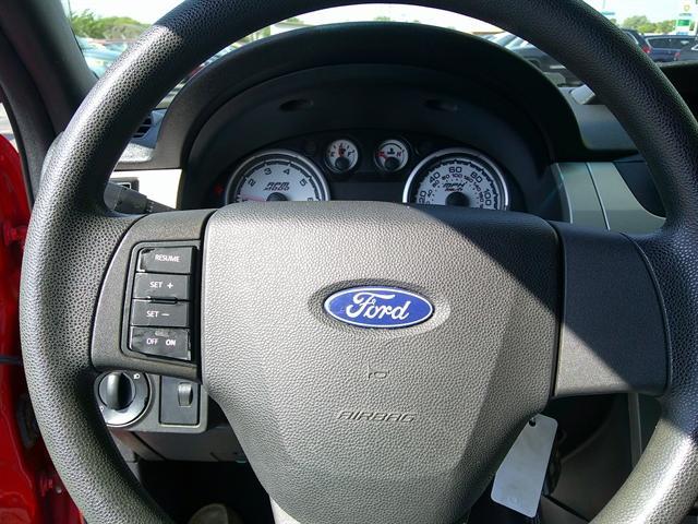 used 2008 Ford Focus car, priced at $3,951