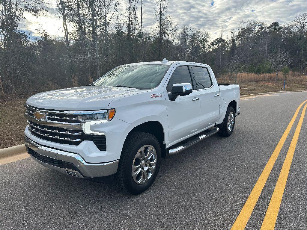 used 2022 Chevrolet Silverado 1500 car, priced at $42,408