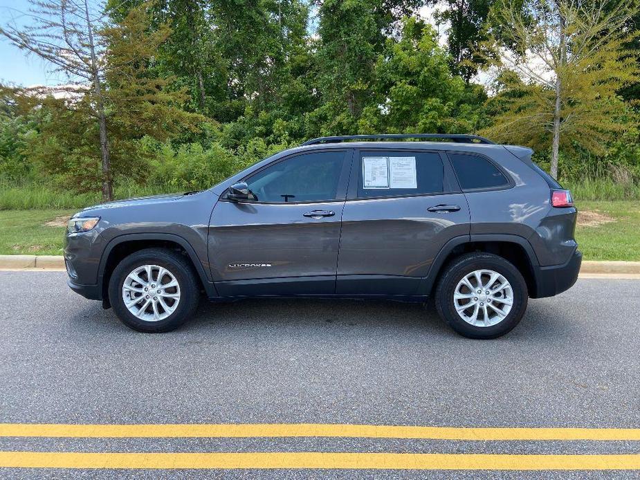 new 2022 Jeep Cherokee car, priced at $29,890