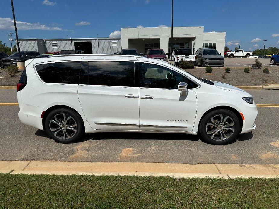 new 2024 Chrysler Pacifica car, priced at $47,814