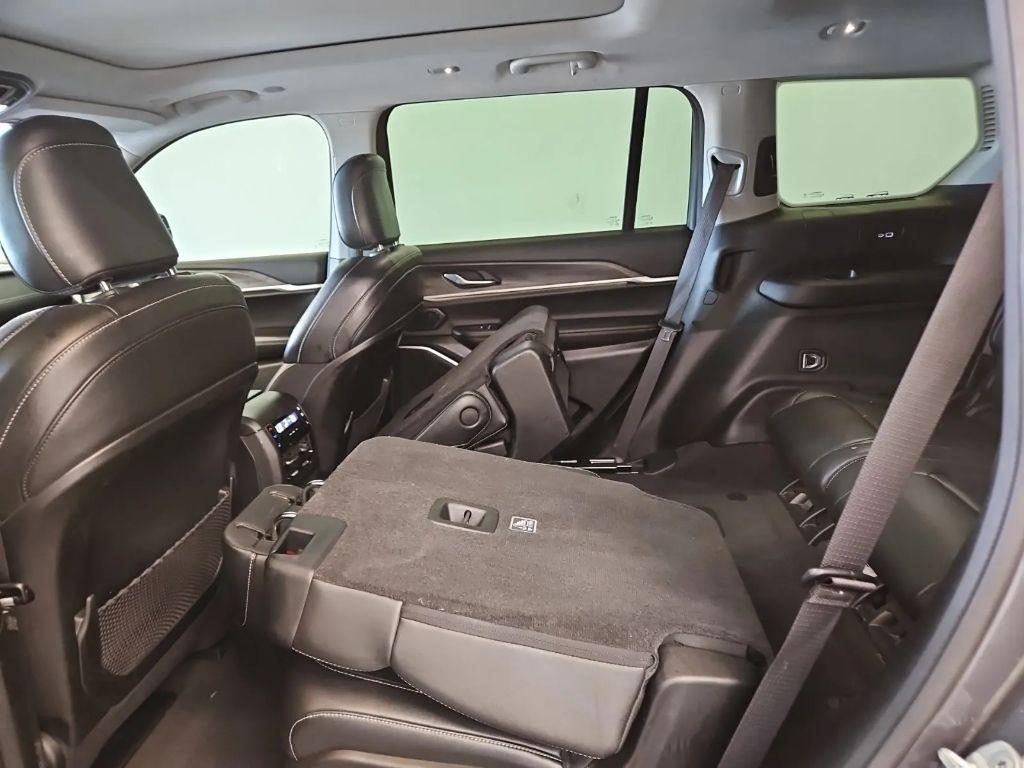 used 2021 Jeep Grand Cherokee L car, priced at $29,988