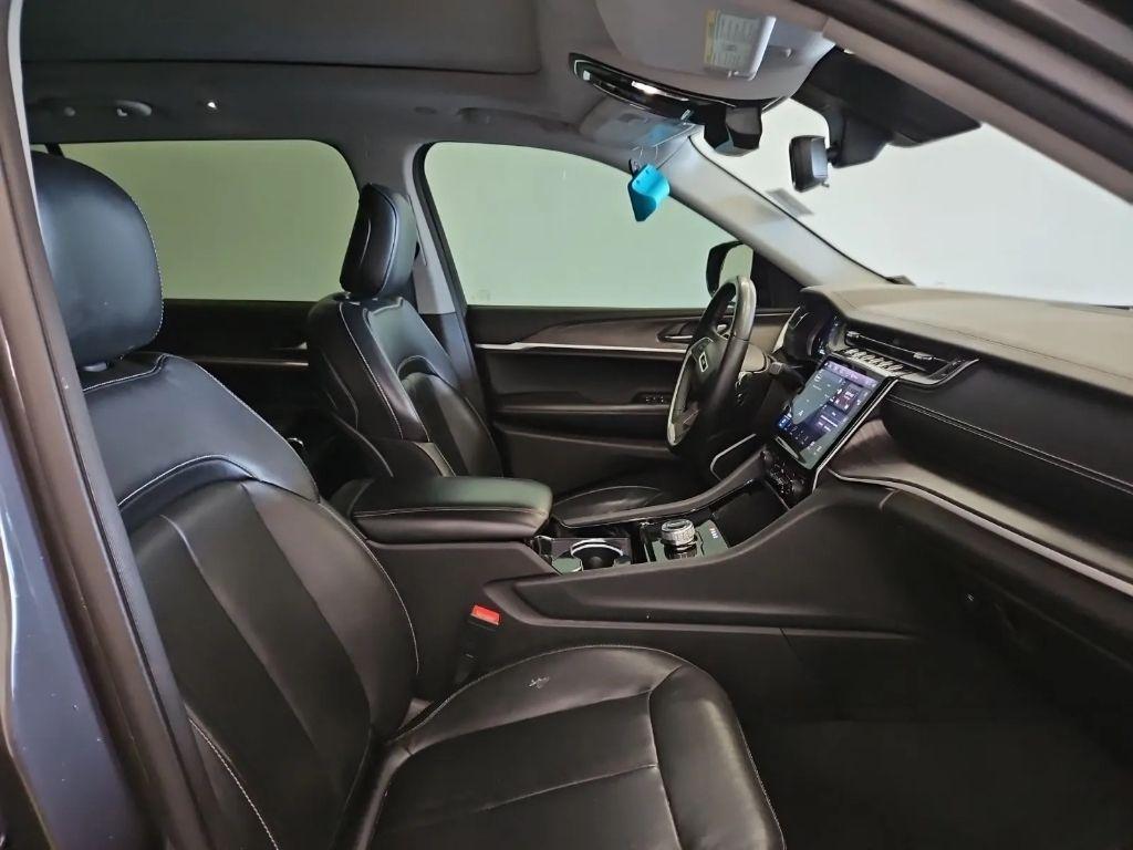 used 2021 Jeep Grand Cherokee L car, priced at $29,988