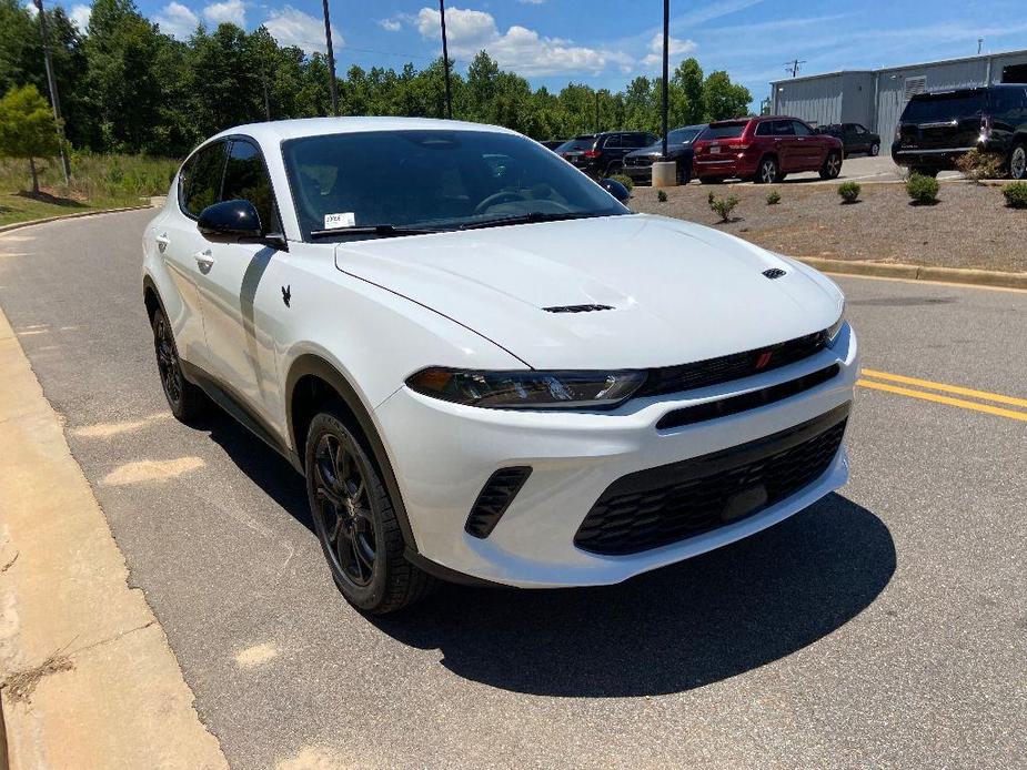 new 2024 Dodge Hornet car, priced at $25,990