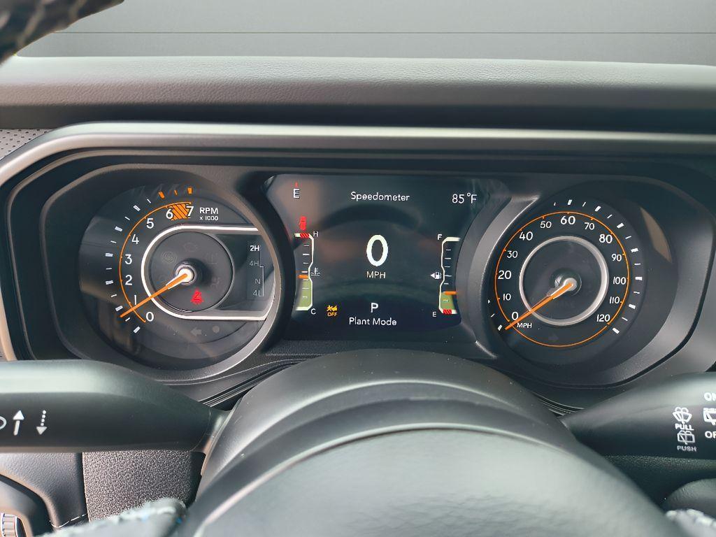 new 2025 Jeep Wrangler car, priced at $52,905