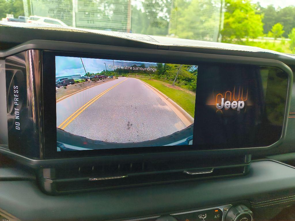 new 2025 Jeep Wrangler car, priced at $52,905