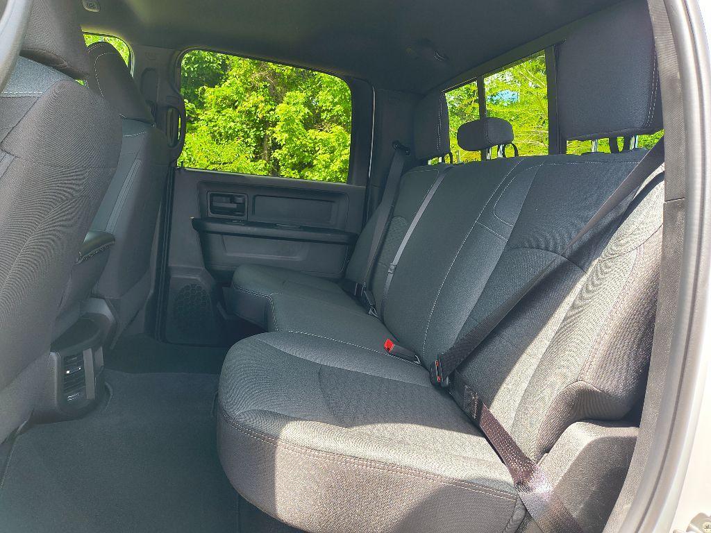 new 2025 Ram 3500 car, priced at $67,725