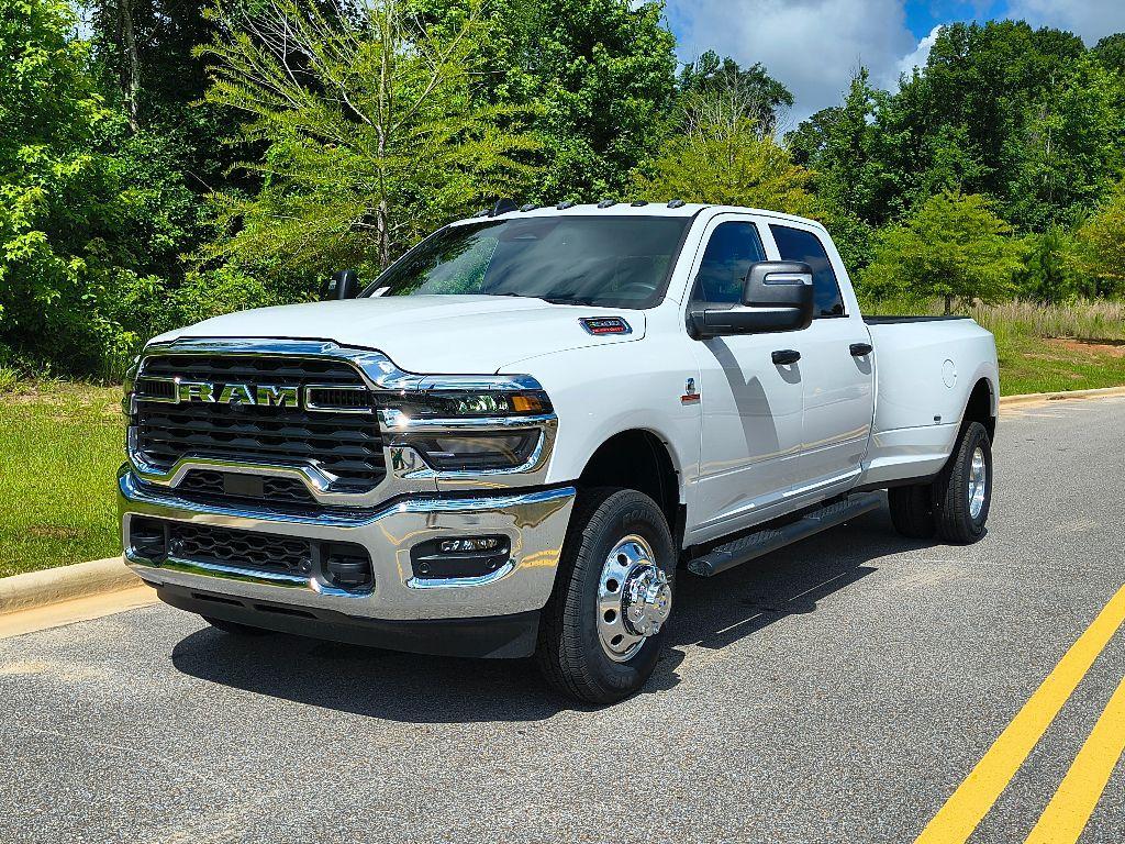 new 2025 Ram 3500 car, priced at $67,725