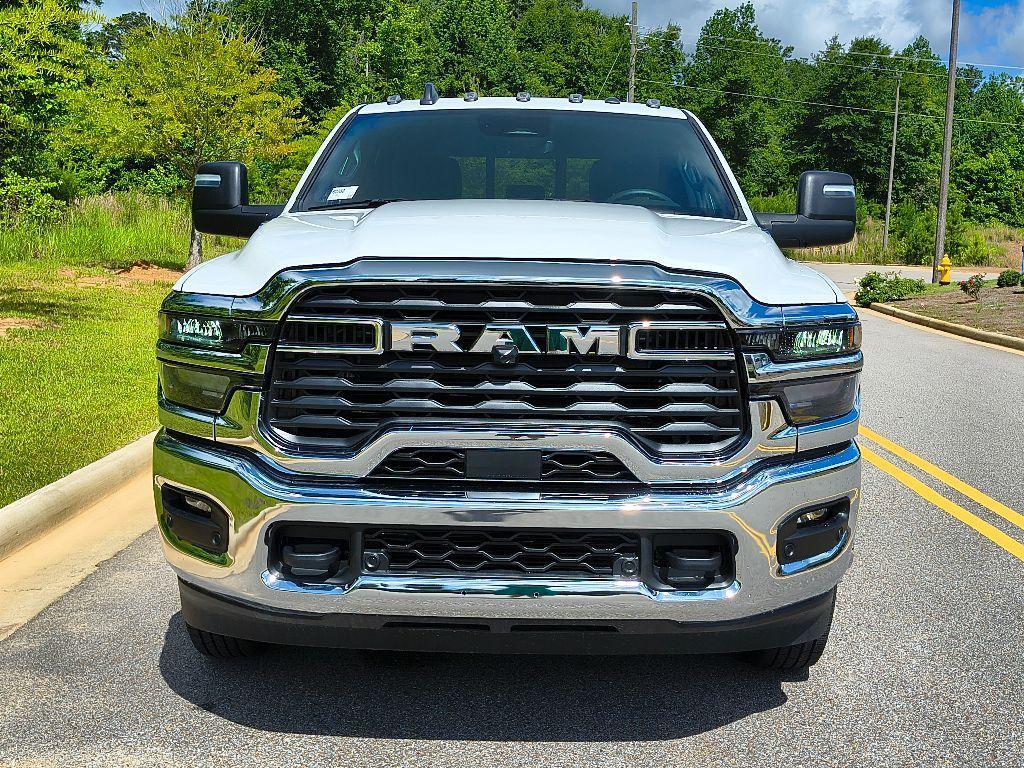 new 2025 Ram 3500 car, priced at $68,725