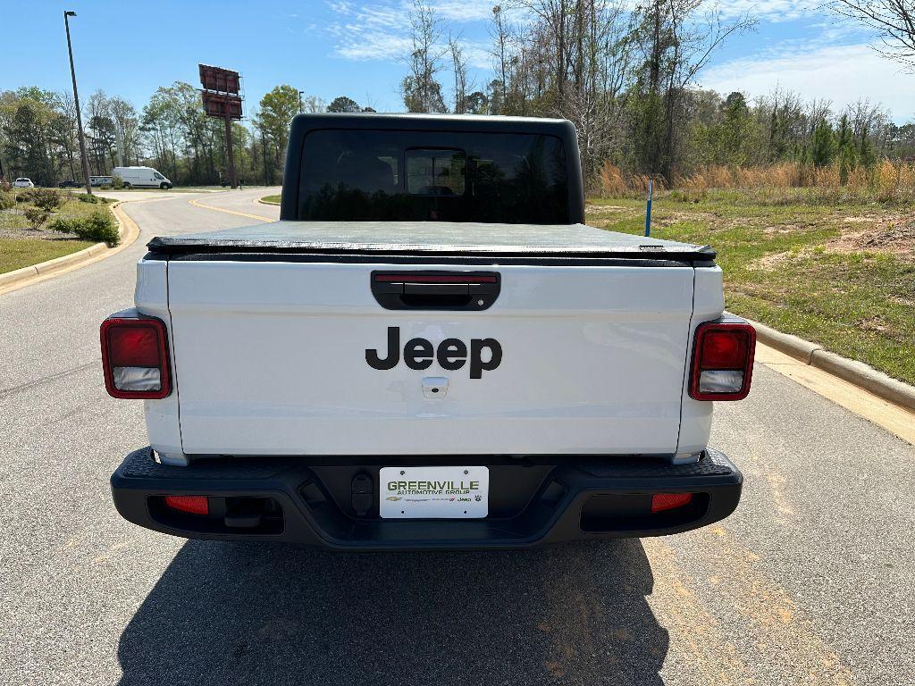 used 2021 Jeep Gladiator car, priced at $34,675