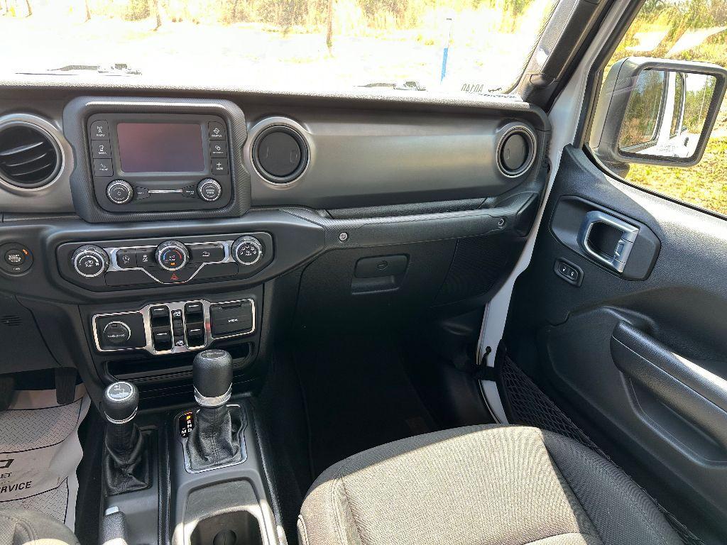 used 2021 Jeep Gladiator car, priced at $34,675