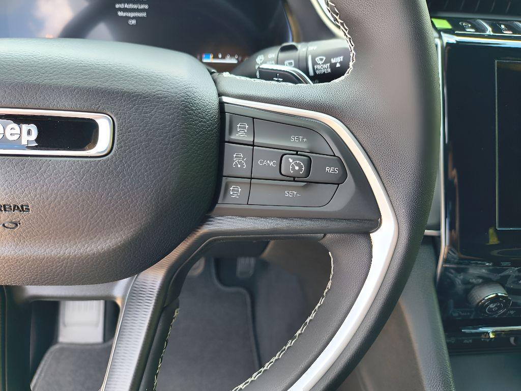 new 2025 Jeep Grand Cherokee L car, priced at $39,987