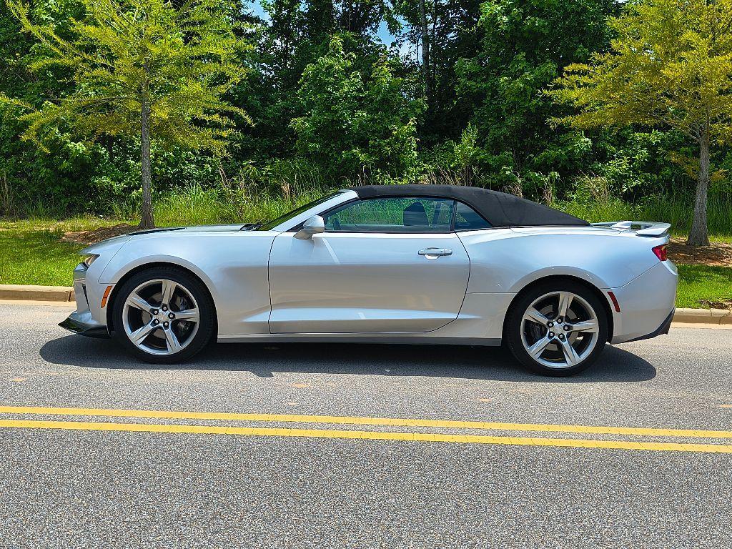 used 2017 Chevrolet Camaro car