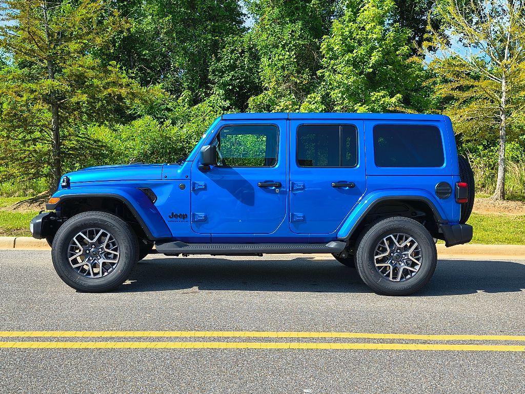 new 2025 Jeep Wrangler car, priced at $49,395