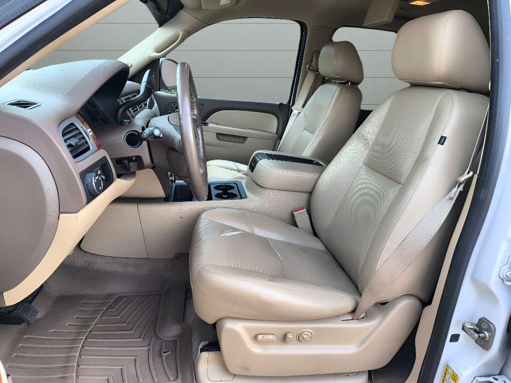 used 2014 GMC Yukon car, priced at $11,552
