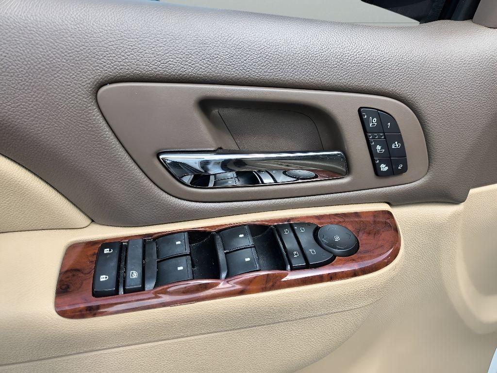 used 2014 GMC Yukon car, priced at $11,552