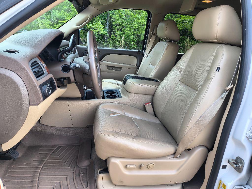 used 2014 GMC Yukon car