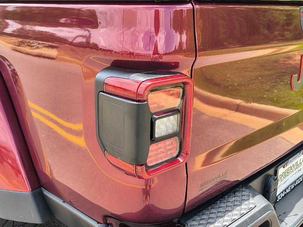 used 2021 Jeep Gladiator car, priced at $41,687
