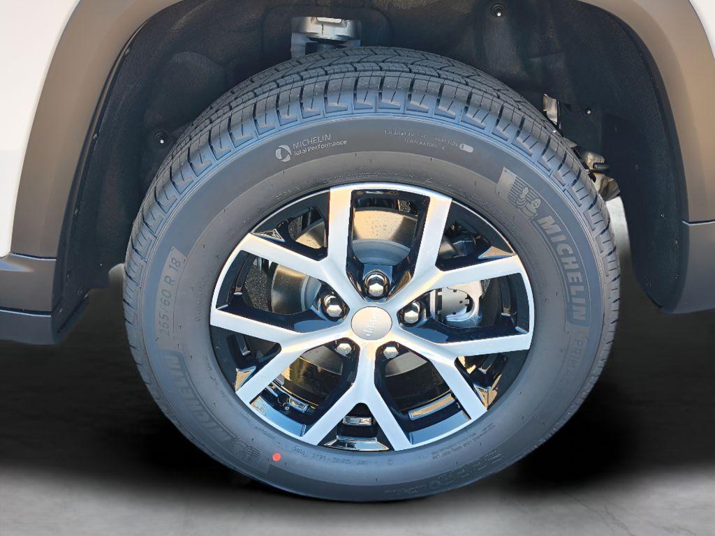 new 2025 Jeep Grand Cherokee car, priced at $39,500