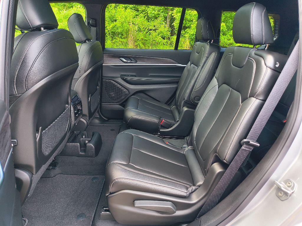 new 2025 Jeep Grand Cherokee L car, priced at $45,969